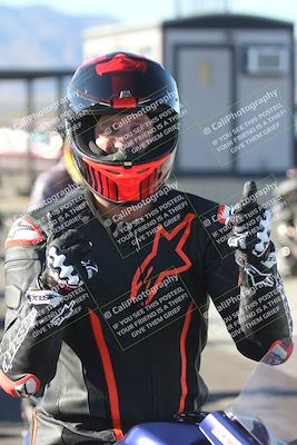 media/Dec-01-2025-Moto Forza (Mon) [[2daa91e15f]]/4-Around the Pits/